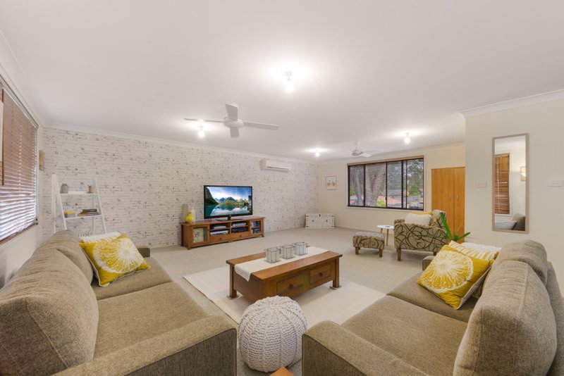 Photo - 49 Evelyn Street, Macquarie Fields NSW 2564 - Image 4