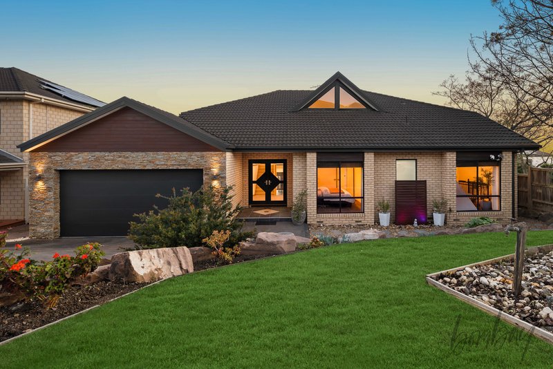 Photo - 49 Excelsior Heights, Craigieburn VIC 3064 - Image 2
