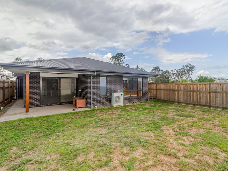 Photo - 49 Falkland Street West , Heathwood QLD 4110 - Image 16