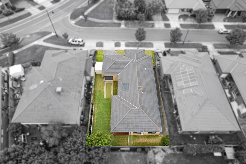 Photo - 49 Flinders Park Drive, Officer VIC 3809 - Image 21