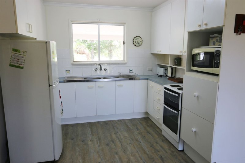 Photo - 49 Ford Street, Bongaree QLD 4507 - Image 6