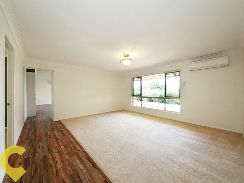 Photo - 49 Fordington Way, Murrumba Downs QLD 4503 - Image 5