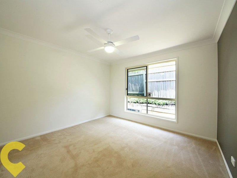 Photo - 49 Fordington Way, Murrumba Downs QLD 4503 - Image 16