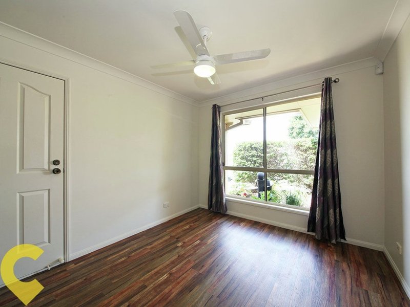 Photo - 49 Fordington Way, Murrumba Downs QLD 4503 - Image 17