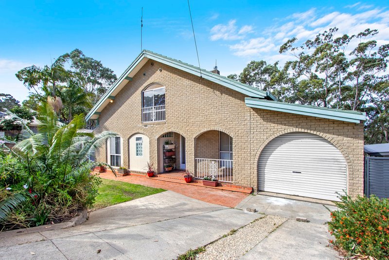 49 Forest Parade, Tomakin NSW 2537