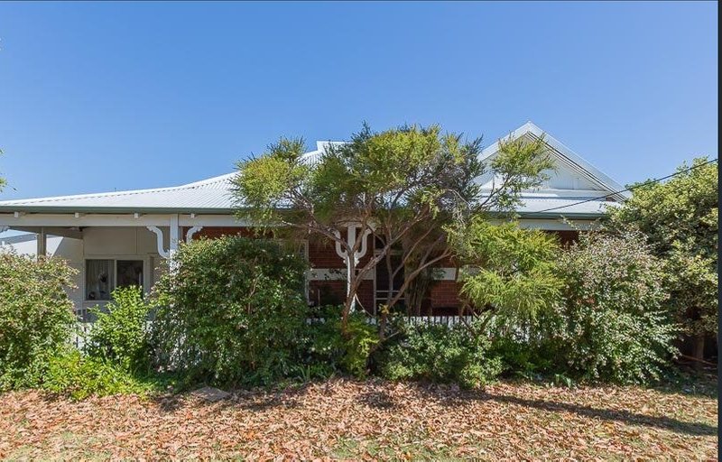 49 Forrest Road, Armadale WA 6112