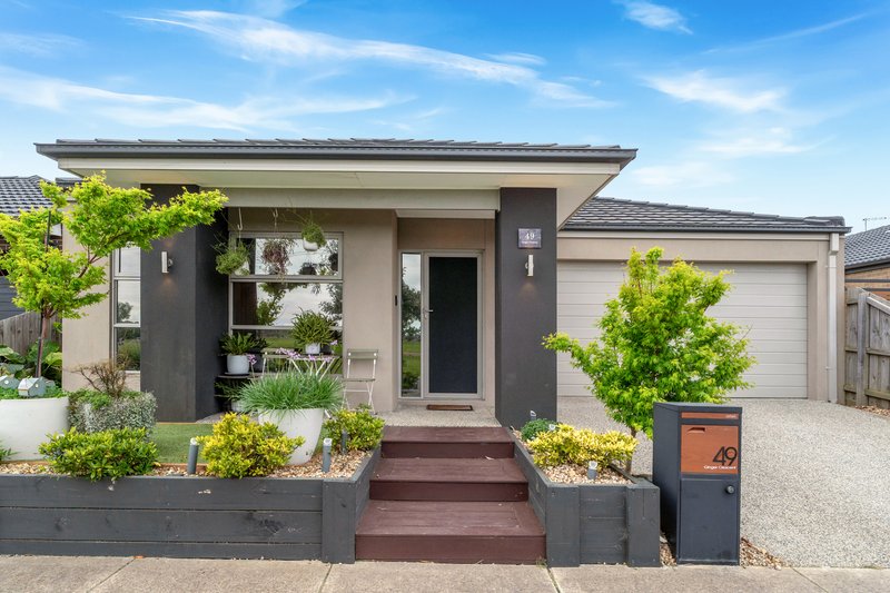 Photo - 49 Ginger Crescent, Mickleham VIC 3064 - Image 1