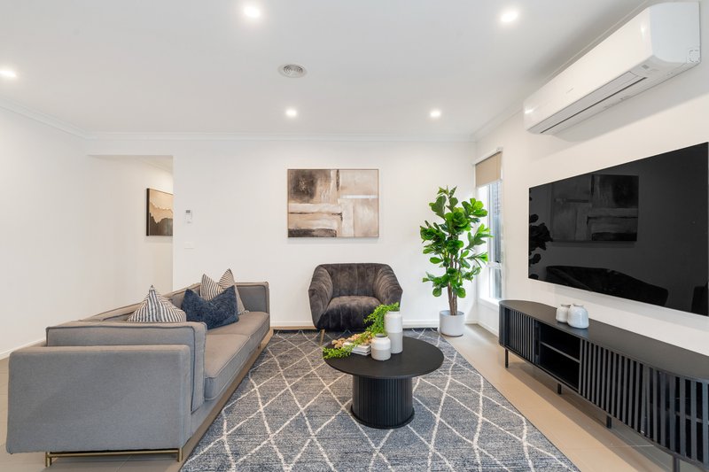 Photo - 49 Ginger Crescent, Mickleham VIC 3064 - Image 3