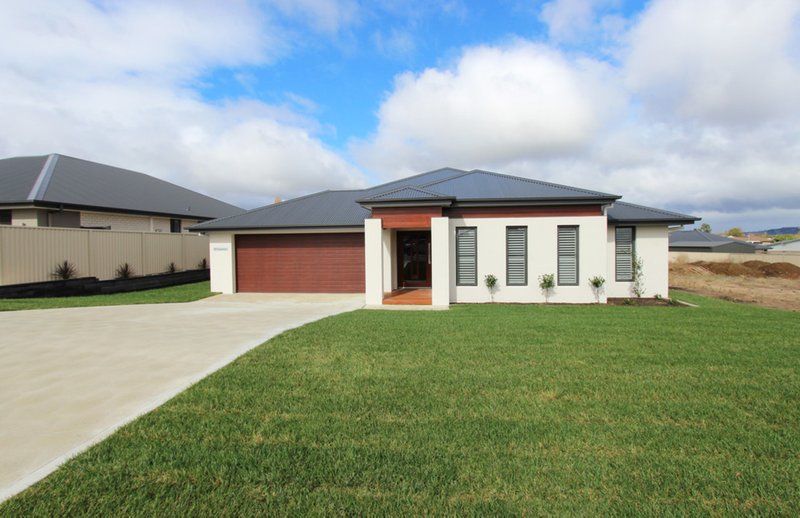 49 Graham Drive, Kelso NSW 2795