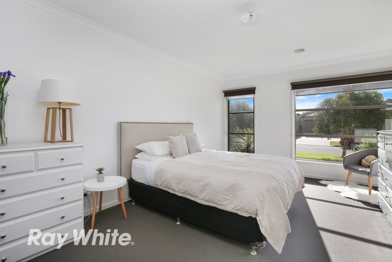 Photo - 49 Grand Lakes Way, Lara VIC 3212 - Image 6