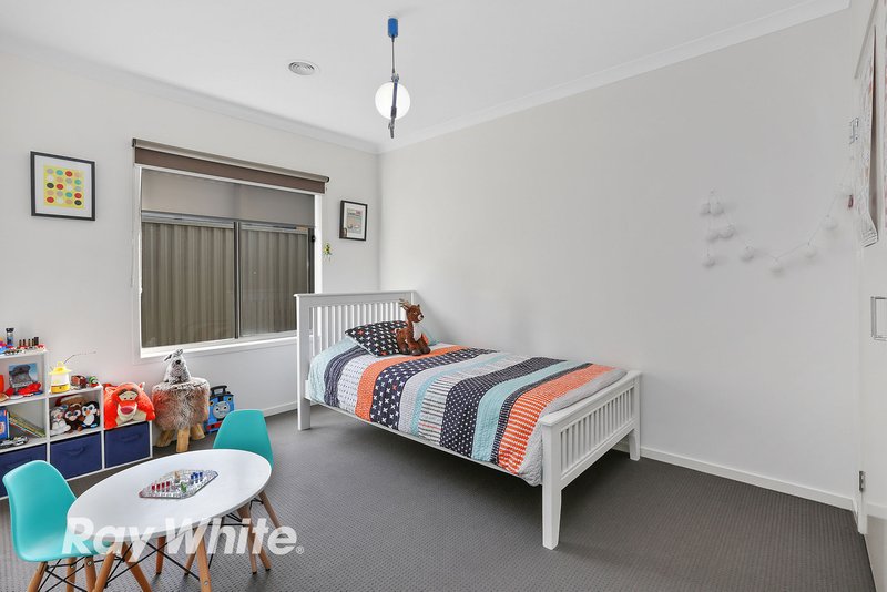 Photo - 49 Grand Lakes Way, Lara VIC 3212 - Image 8