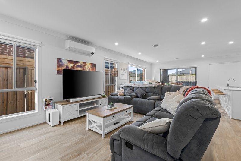 Photo - 49 Gravity Drive, Mount Duneed VIC 3217 - Image 3