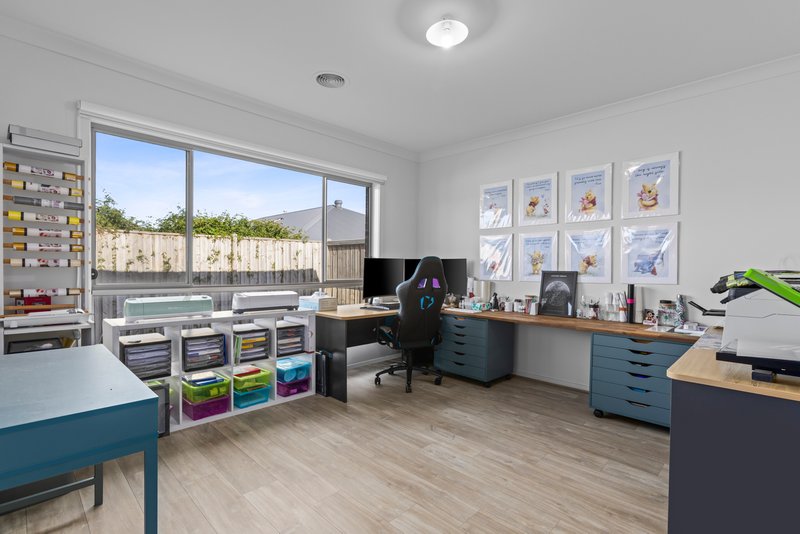 Photo - 49 Gravity Drive, Mount Duneed VIC 3217 - Image 4