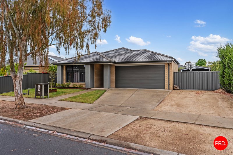 49 Greenfield Drive, Epsom VIC 3551