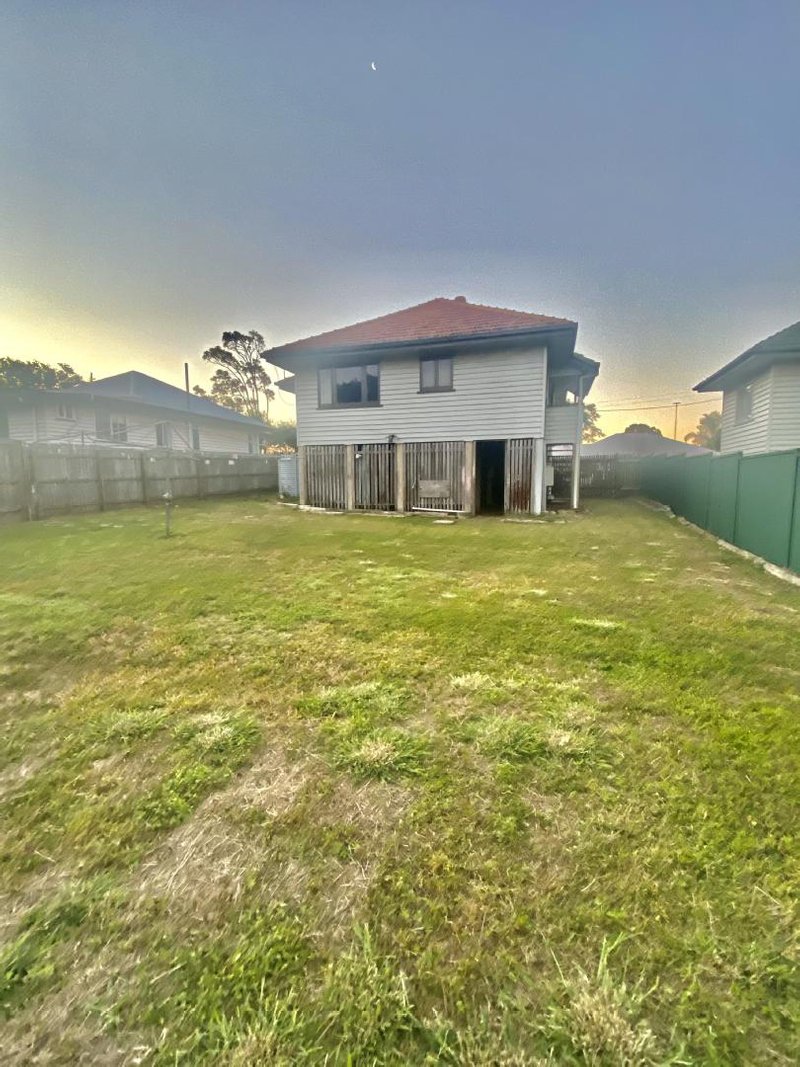 Photo - 49 Griffiths Street, Bald Hills QLD 4036 - Image 10