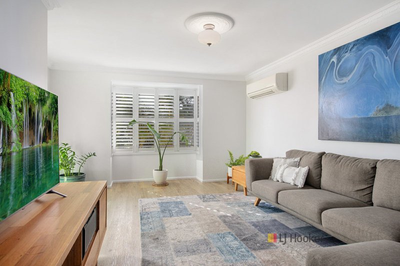 Photo - 49 Hamlyn Road, Hamlyn Terrace NSW 2259 - Image 4