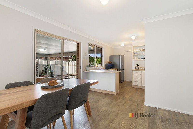 Photo - 49 Hamlyn Road, Hamlyn Terrace NSW 2259 - Image 5