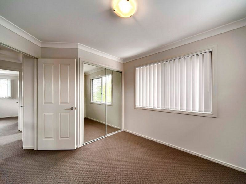 Photo - 4/9 Harry Street, Zillmere QLD 4034 - Image 6