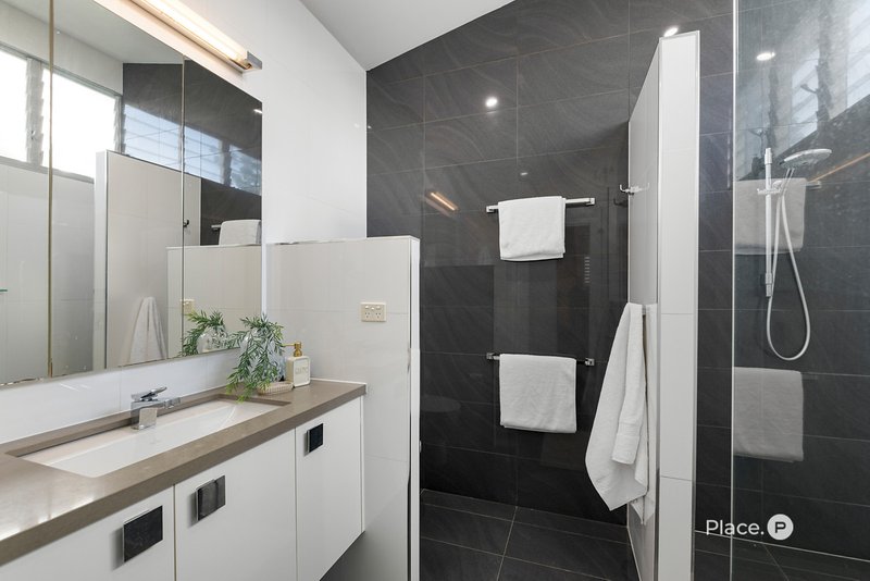 Photo - 49 Harte Street, Chelmer QLD 4068 - Image 13