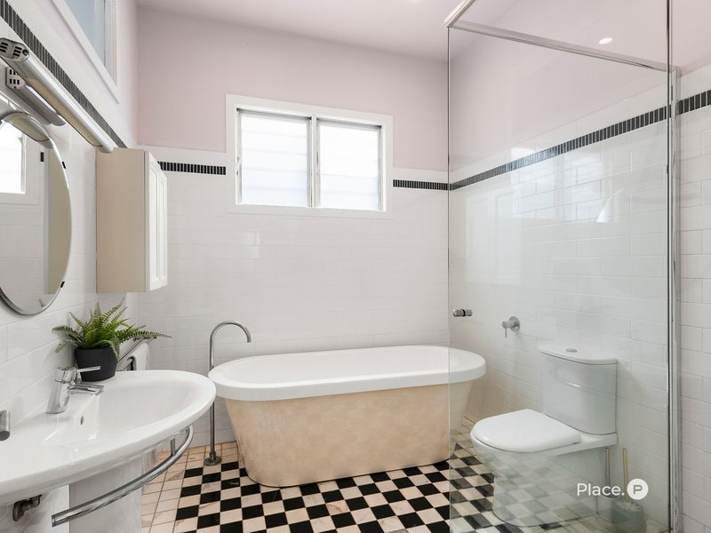 Photo - 49 Harte Street, Chelmer QLD 4068 - Image 18