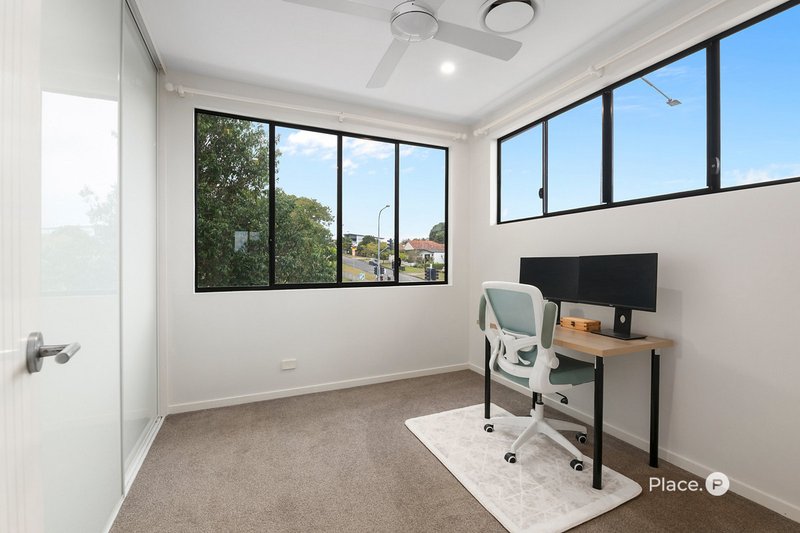 Photo - 4/9 Health Place, Murarrie QLD 4172 - Image 11