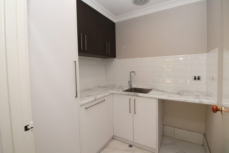 Photo - 4/9 Heron Place, Maddington WA 6109 - Image 8