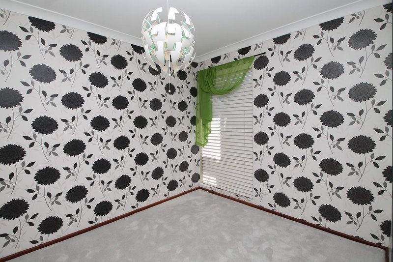 Photo - 4/9 Heron Place, Maddington WA 6109 - Image 9