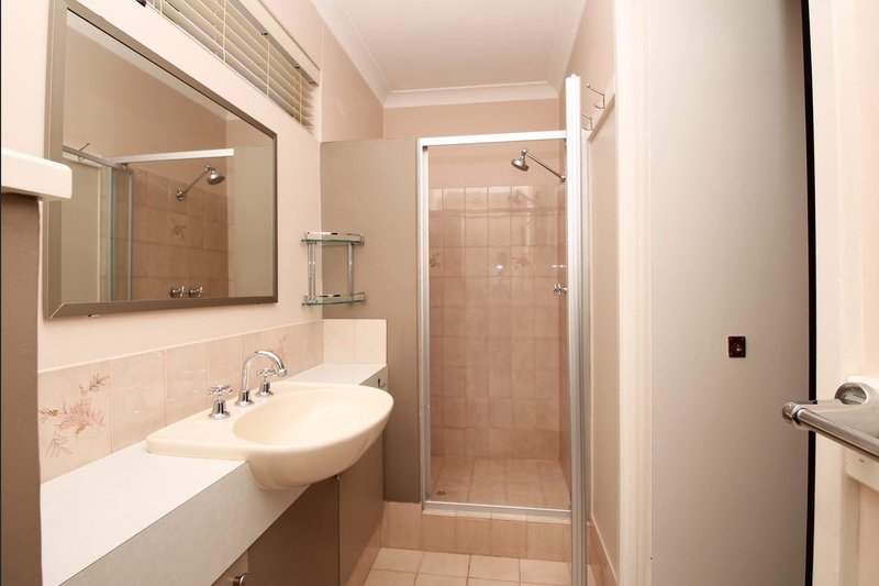 Photo - 4/9 Heron Place, Maddington WA 6109 - Image 10
