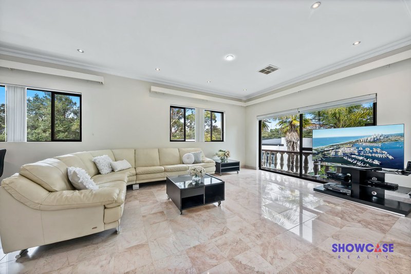 Photo - 49 Honiton Avenue W , Carlingford NSW 2118 - Image 4