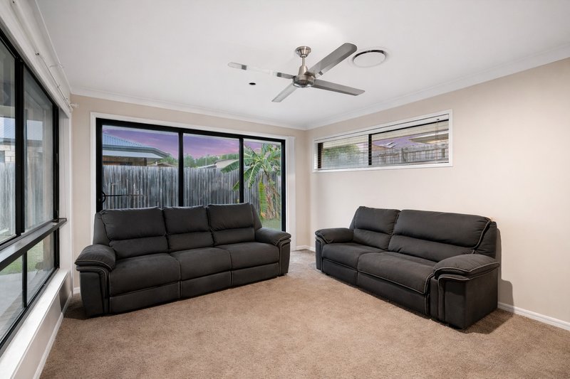Photo - 49 Huggins Avenue, Yarrabilba QLD 4207 - Image 5