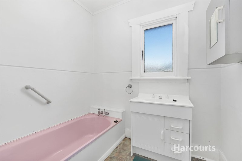 Photo - 49 Ironcliffe Road, Penguin TAS 7316 - Image 7