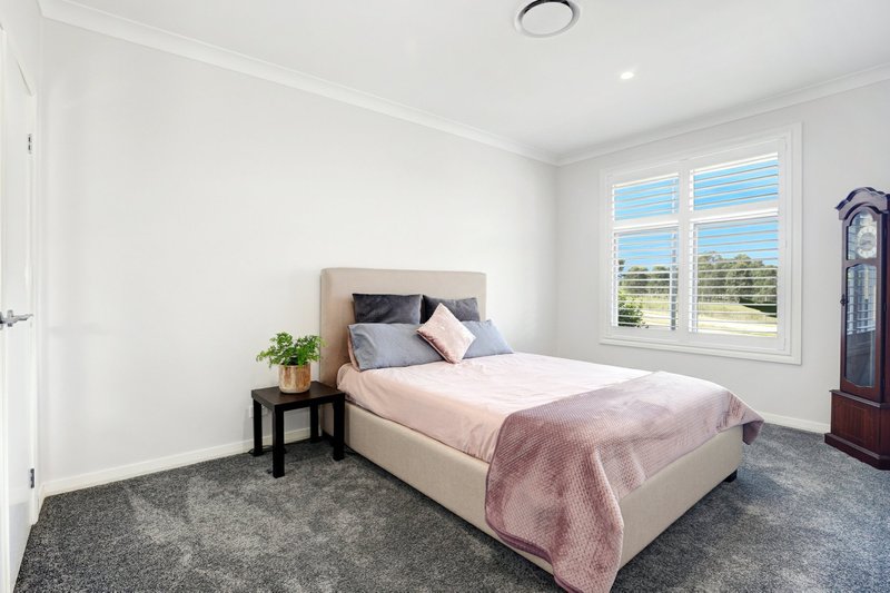 Photo - 49 James Riley Drive, Glenmore Park NSW 2745 - Image 7