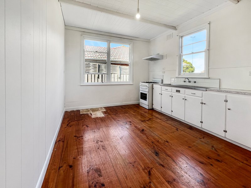 Photo - 49 James Street, Belmont VIC 3216 - Image 4