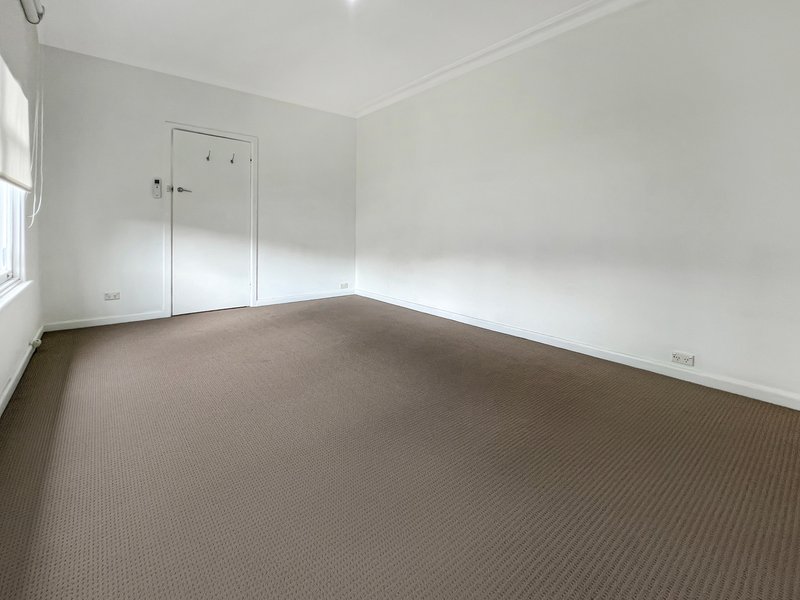 Photo - 49 James Street, Belmont VIC 3216 - Image 5