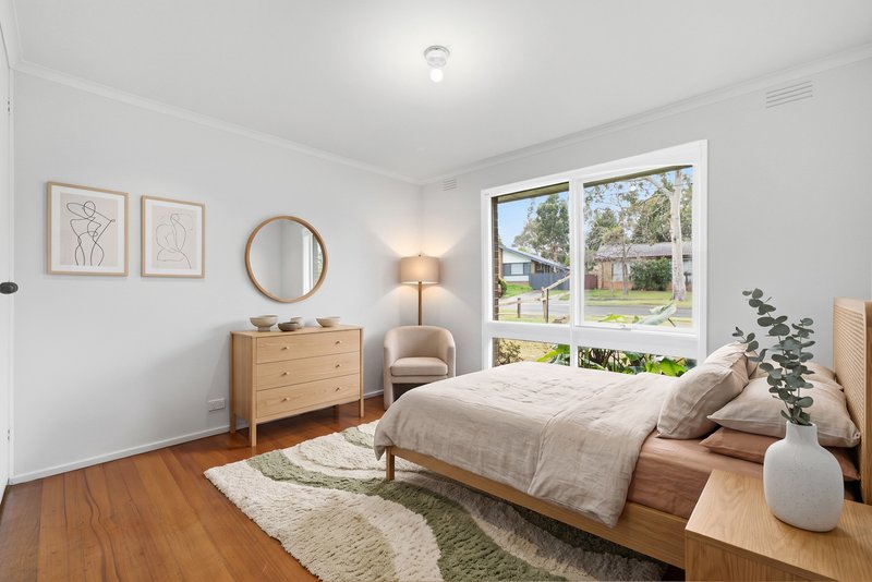 Photo - 49 Jeanette Street, Bayswater VIC 3153 - Image 7