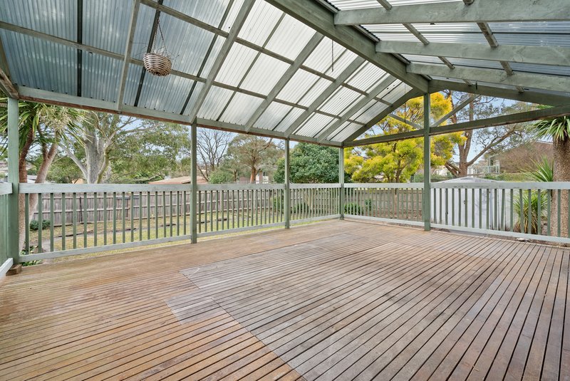 Photo - 49 Jeanette Street, Bayswater VIC 3153 - Image 10