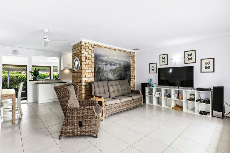 Photo - 49 John Street, Scarness QLD 4655 - Image 4