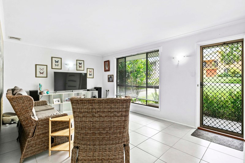 Photo - 49 John Street, Scarness QLD 4655 - Image 5