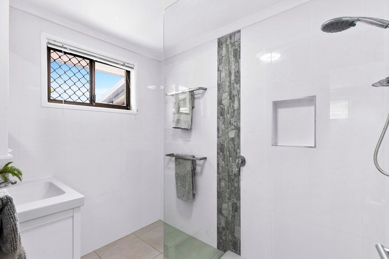 Photo - 49 John Street, Scarness QLD 4655 - Image 6