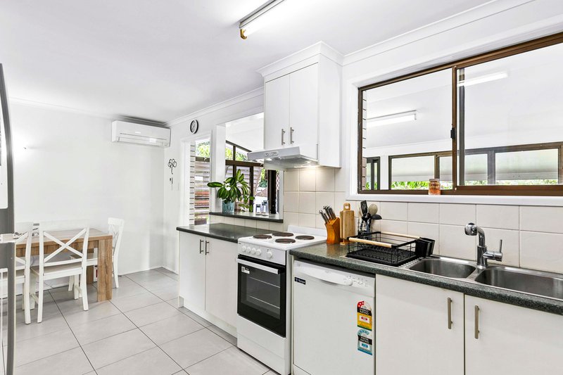 Photo - 49 John Street, Scarness QLD 4655 - Image 8