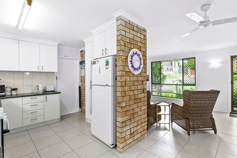 Photo - 49 John Street, Scarness QLD 4655 - Image 10