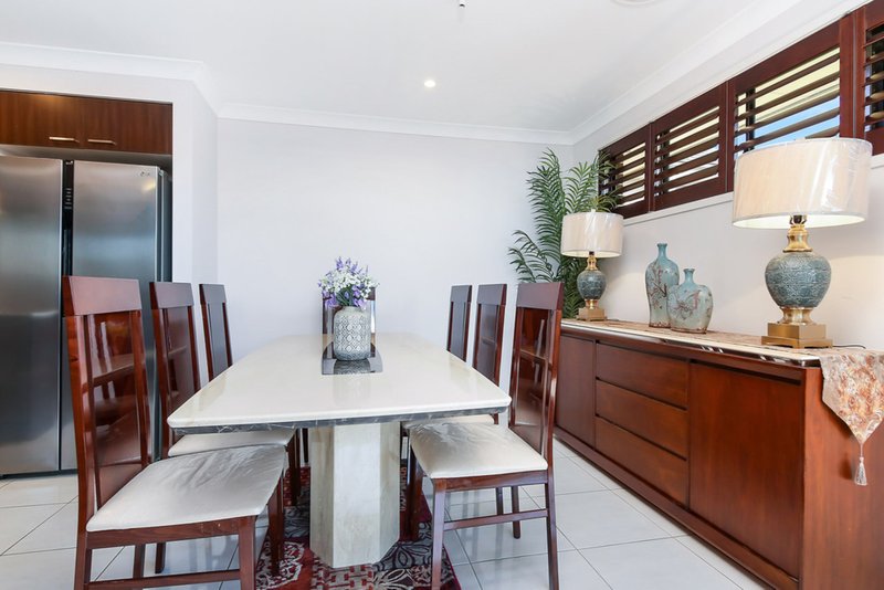 Photo - 49 Jones Avenue, Potts Hill NSW 2143 - Image 4