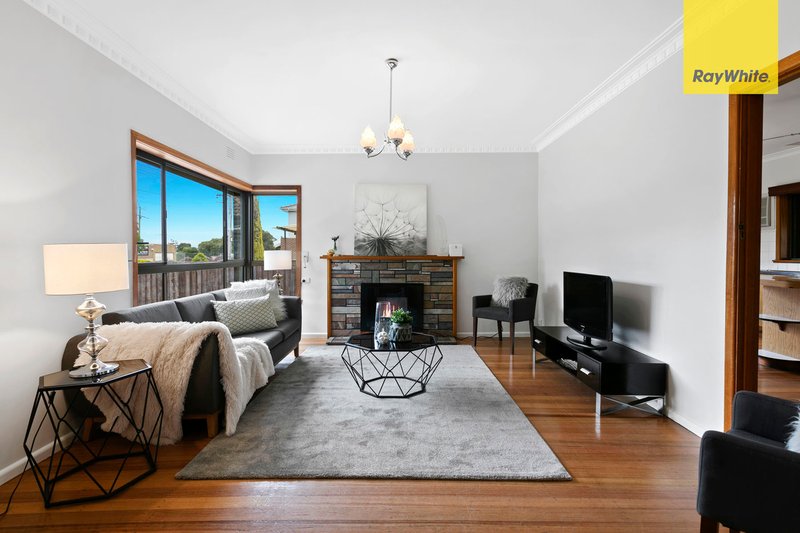 Photo - 49 Kate Street, St Albans VIC 3021 - Image 2