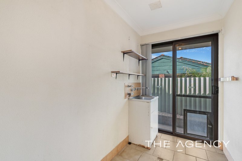 Photo - 49 Kingsford Way, Huntingdale WA 6110 - Image 17