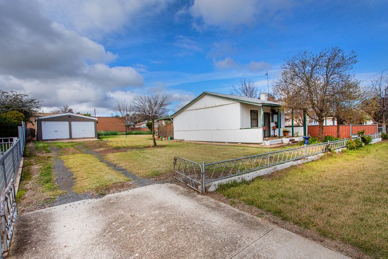 Photo - 49 Kite Street, Cowra NSW 2794 - Image 8