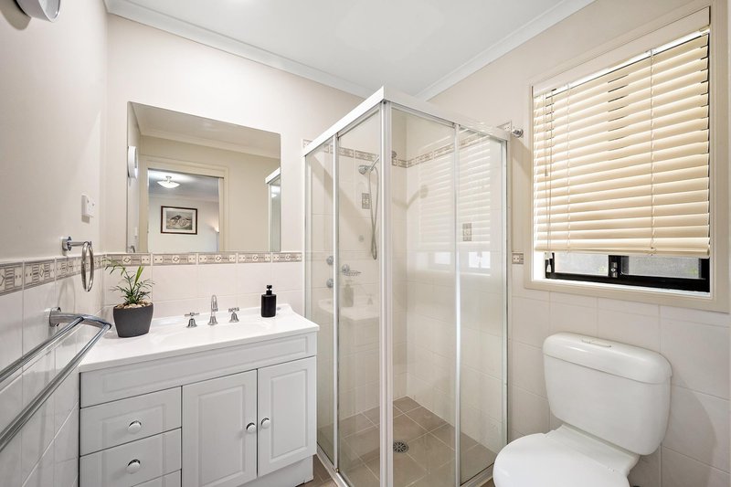 Photo - 49 Lance Hill Avenue, Dunlop ACT 2615 - Image 7