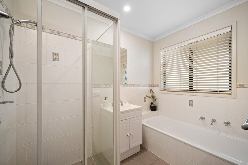 Photo - 49 Lance Hill Avenue, Dunlop ACT 2615 - Image 10