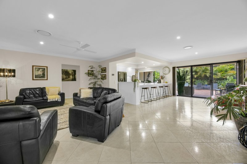 Photo - 49 Lancewood Circuit, Robina QLD 4226 - Image 6