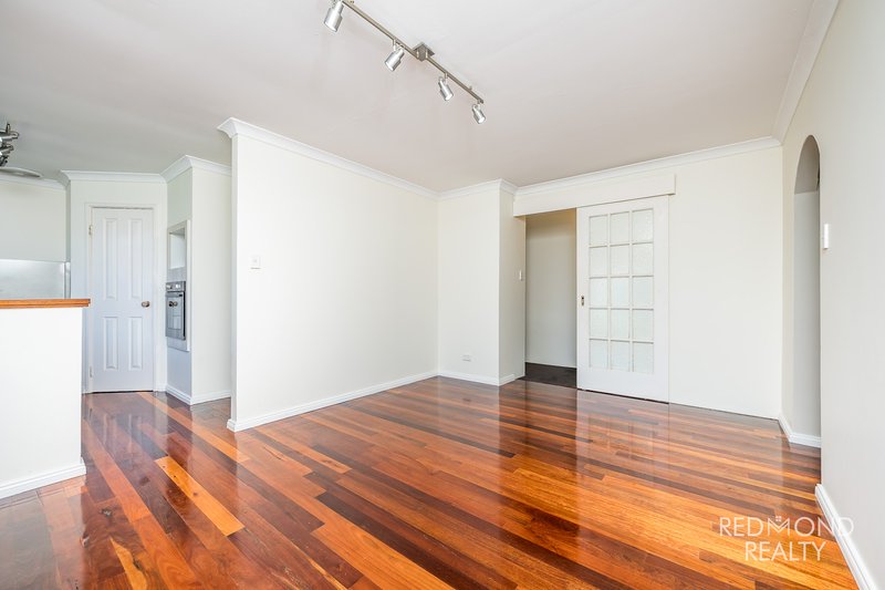 Photo - 4/9 Leatherwood Way, Huntingdale WA 6110 - Image 7