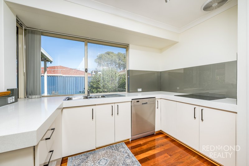 Photo - 4/9 Leatherwood Way, Huntingdale WA 6110 - Image 10